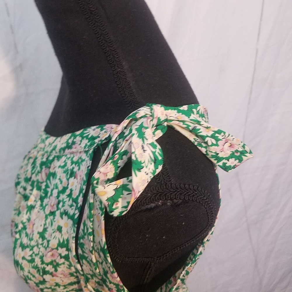 Pretty garden Floral One-Shoulder Green Maxi Dress - Picture 8 of 11